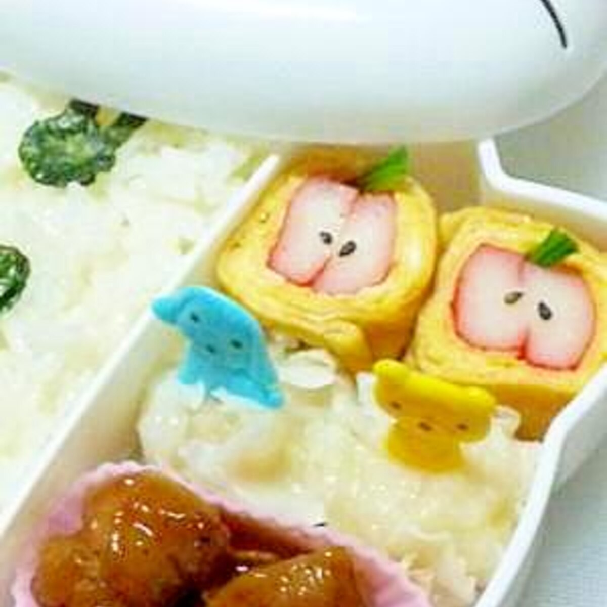 カニカマでりんご柄の卵焼き お弁当などに レシピ 作り方 By Nana Po 楽天レシピ カニカマでりんご柄の卵焼き お弁当などに レシピ 作り方 By Nana Po 楽天レシピ